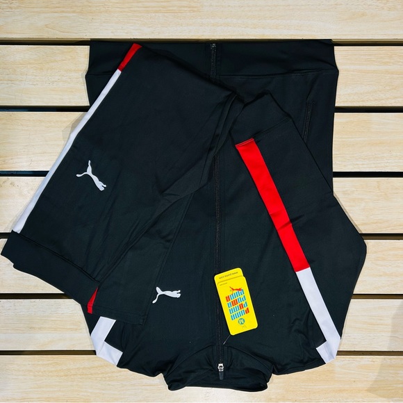 Women’s track suit - Picture 2 of 3